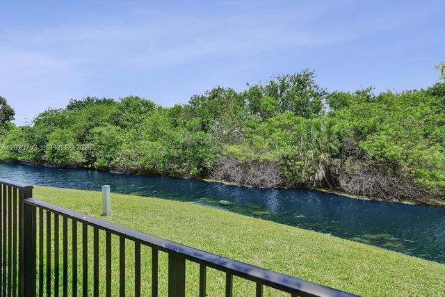21461 Sawmill Ct, Boca Raton, FL 33498