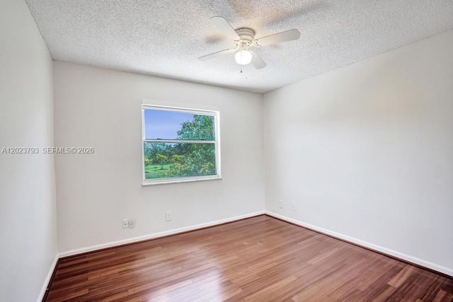 21461 Sawmill Ct, Boca Raton, FL 33498