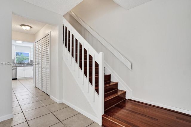 21461 Sawmill Ct, Boca Raton, FL 33498
