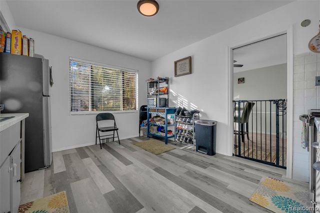 16504 Collinson Avenue, Eastpointe, MI 48021