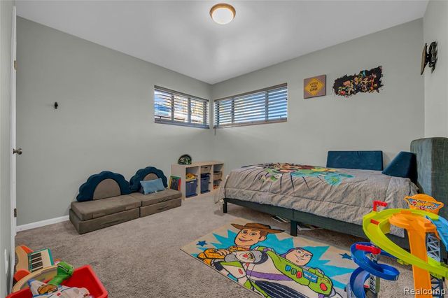 16504 Collinson Avenue, Eastpointe, MI 48021