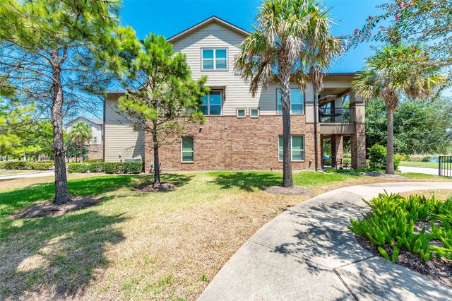403 Marina View Drive, Webster, TX 77598