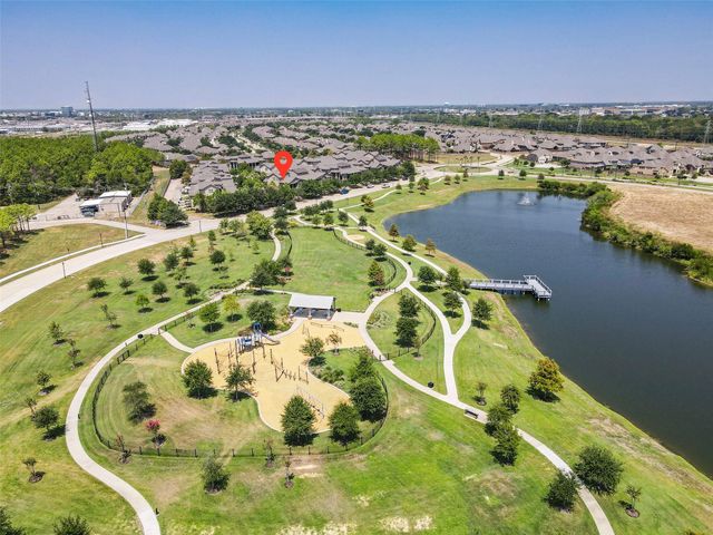 403 Marina View Drive, Webster, TX 77598