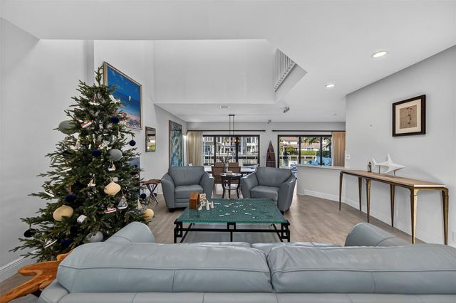 1505 SE 11TH Street, Fort Lauderdale, FL 33316