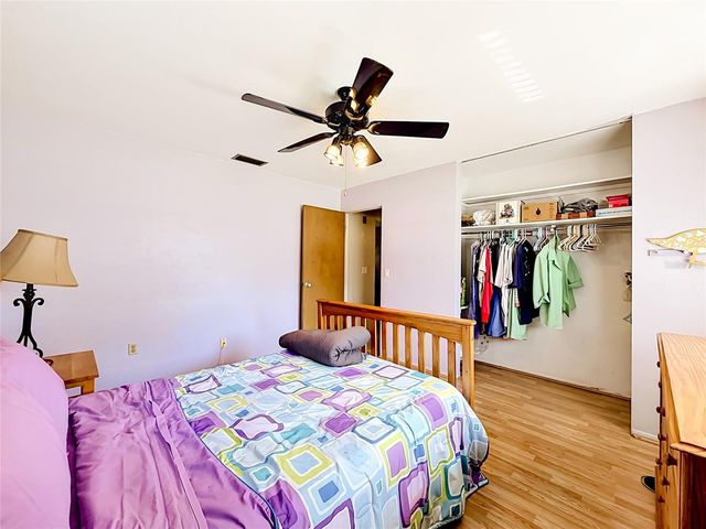 211 NW MONROE CIRCLE N, St Petersburg, FL 33702