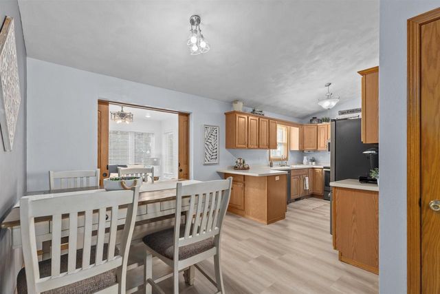 149 W ELM DRIVE, Little Chute, WI 54140