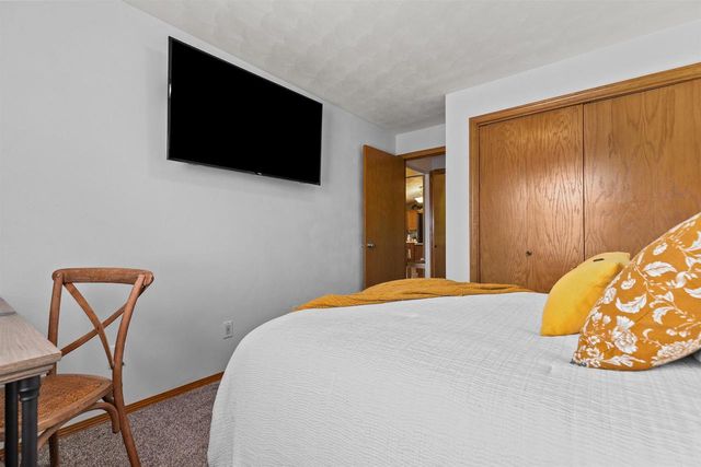 149 W ELM DRIVE, Little Chute, WI 54140