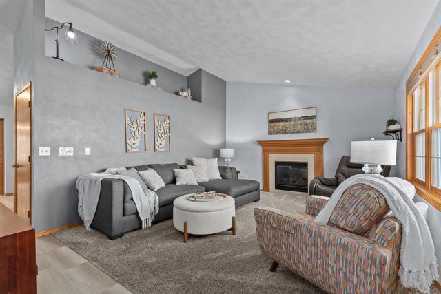 149 W ELM DRIVE, Little Chute, WI 54140