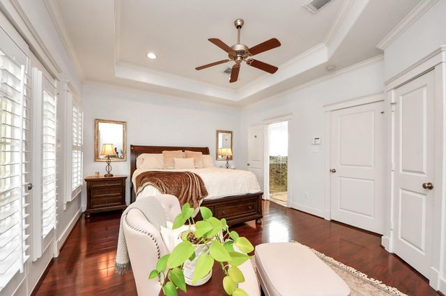 1325 Prince Street, Houston, TX 77008