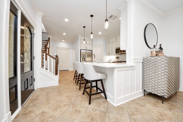 1325 Prince Street, Houston, TX 77008