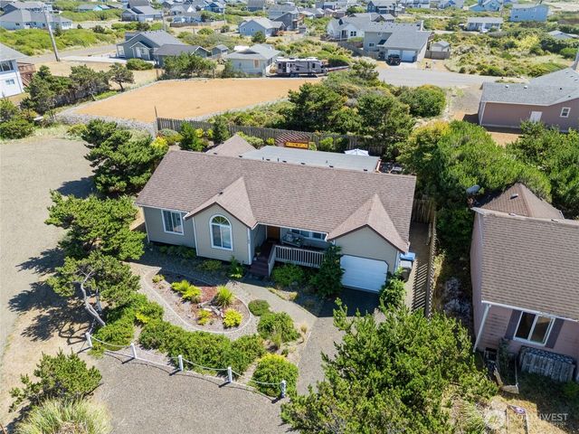 1145 Maplewood Court SW, Ocean Shores, WA 98569