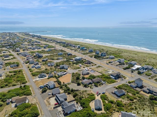 1145 Maplewood Court SW, Ocean Shores, WA 98569