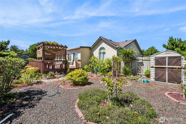 1145 Maplewood Court SW, Ocean Shores, WA 98569