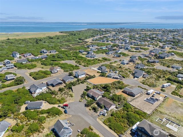 1145 Maplewood Court SW, Ocean Shores, WA 98569