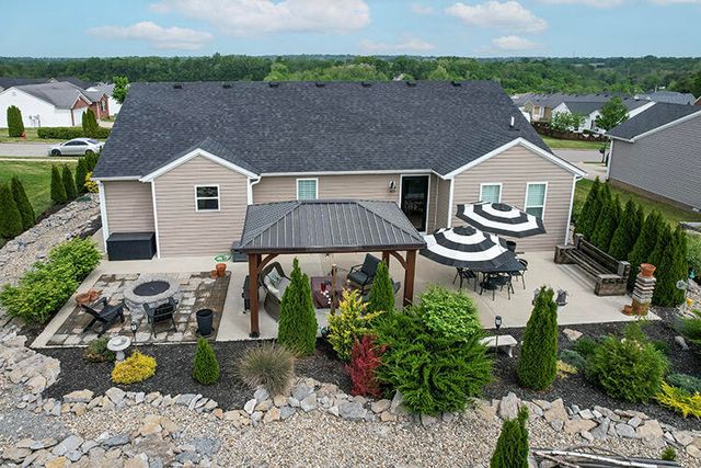 122 Max Cavnes Road, Danville, KY 40422