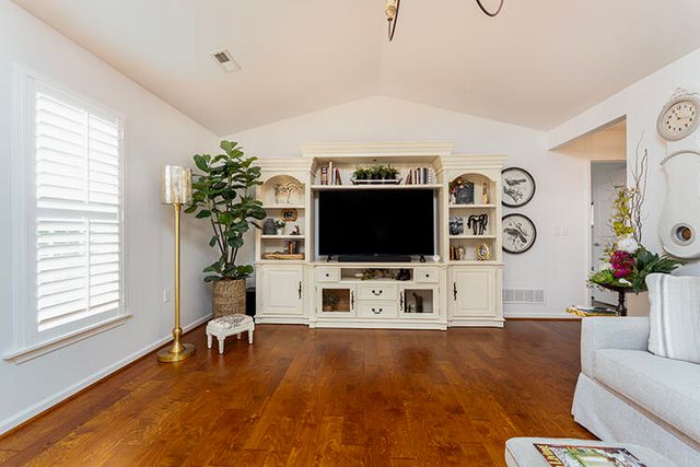 122 Max Cavnes Road, Danville, KY 40422