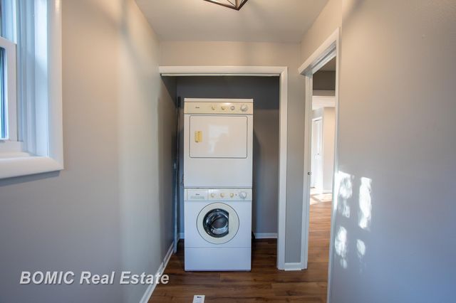 1110 Dunbar Street, Essexville, MI 48732