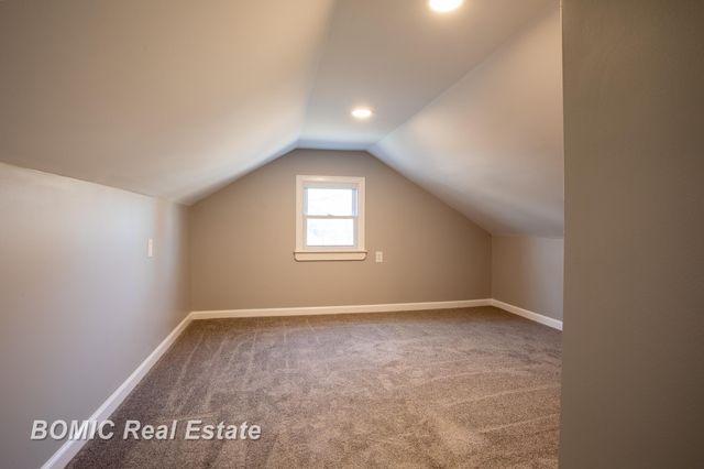 1110 Dunbar Street, Essexville, MI 48732