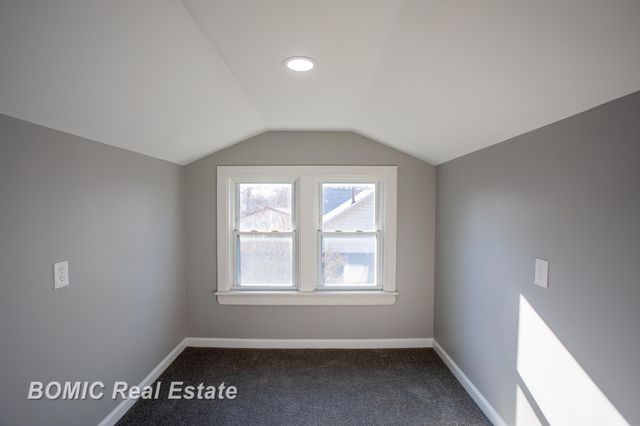 1110 Dunbar Street, Essexville, MI 48732