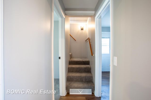 1110 Dunbar Street, Essexville, MI 48732