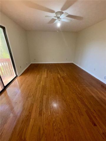 3521 Birchwood Trail, Snellville, GA 30078
