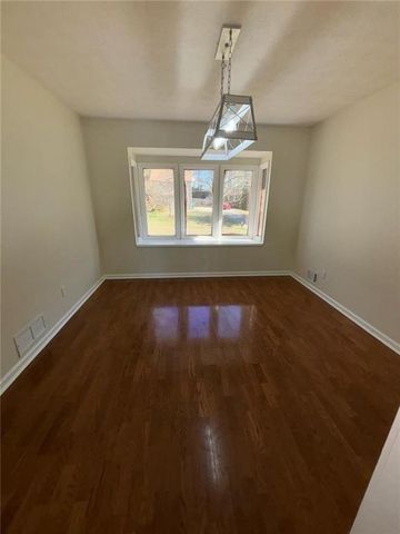 3521 Birchwood Trail, Snellville, GA 30078