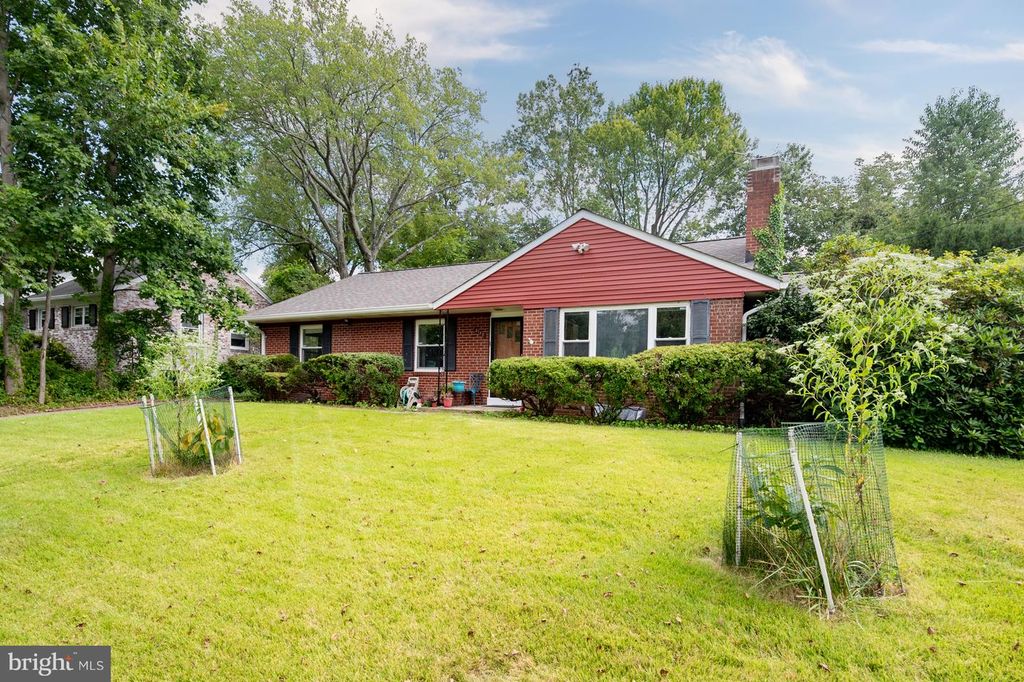 3122 HELSEL DR, Silver Spring, MD 20906
