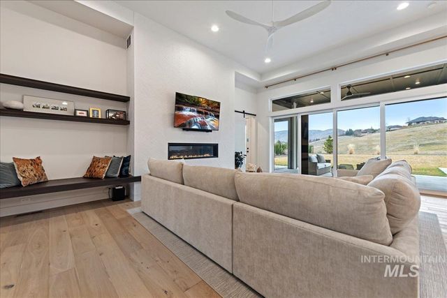 1878 W. Winter Camp Ct, Boise, ID 83703