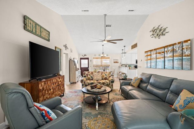 114 Bid A Wee Lane, Panama City Beach, FL 32413