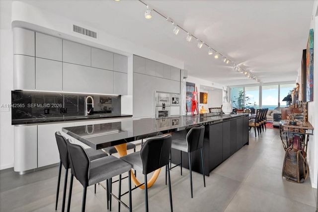 16901 Collins Ave 3803, Sunny Isles Beach, FL 33160