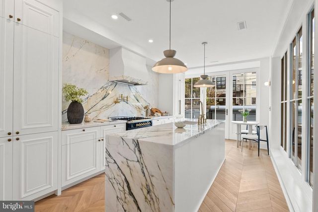1308 CORCORAN ST NW, Washington, DC 20009