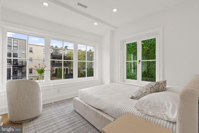 1308 CORCORAN ST NW, Washington, DC 20009
