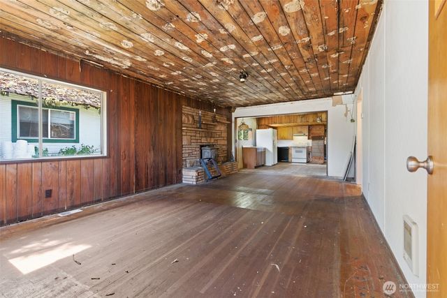 305 N Nenant Street, Bucoda, WA 98530