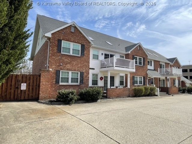 400 Bibby Street D, Charleston, WV 25301