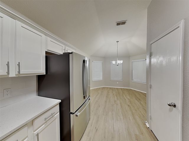 1658 Wildflower Drive, Waxahachie, TX 75165