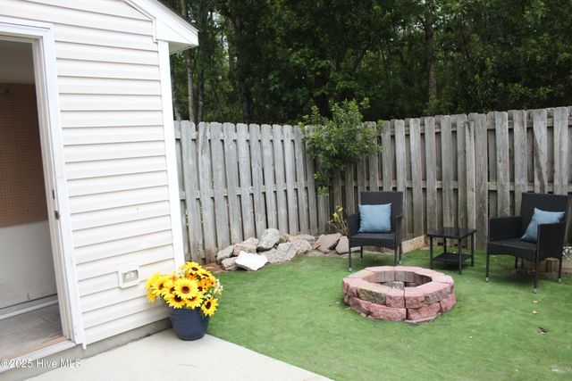 4236 Winding Branches Drive, Wilmington, NC 28412