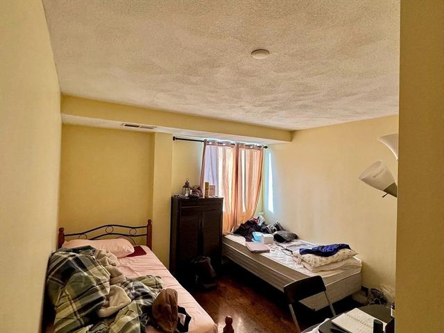 205 Ferry St 101, Everett, MA 02149