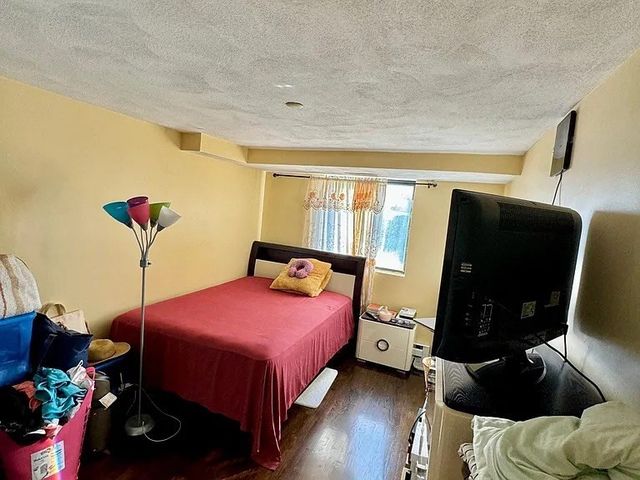 205 Ferry St 101, Everett, MA 02149