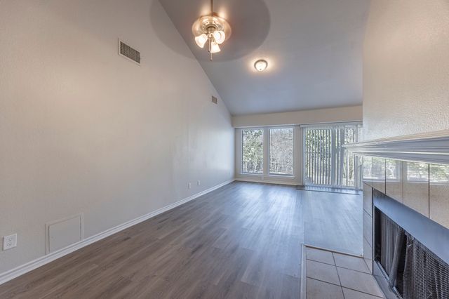 1818 Knob Hill Drive, Garland, TX 75043