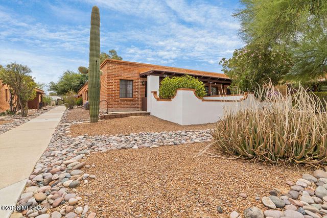 341 W Camino Penasco, Green Valley, AZ 85614