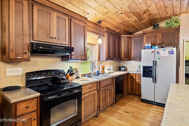 898 Childers Creek Rd, Reliance, TN 37369