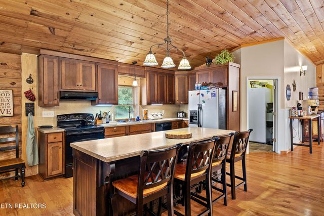 898 Childers Creek Rd, Reliance, TN 37369