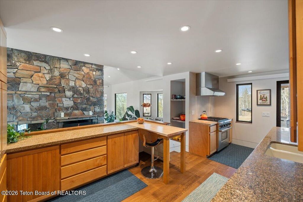 855 N BAR Y Road, Jackson, WY 83001 photo 10