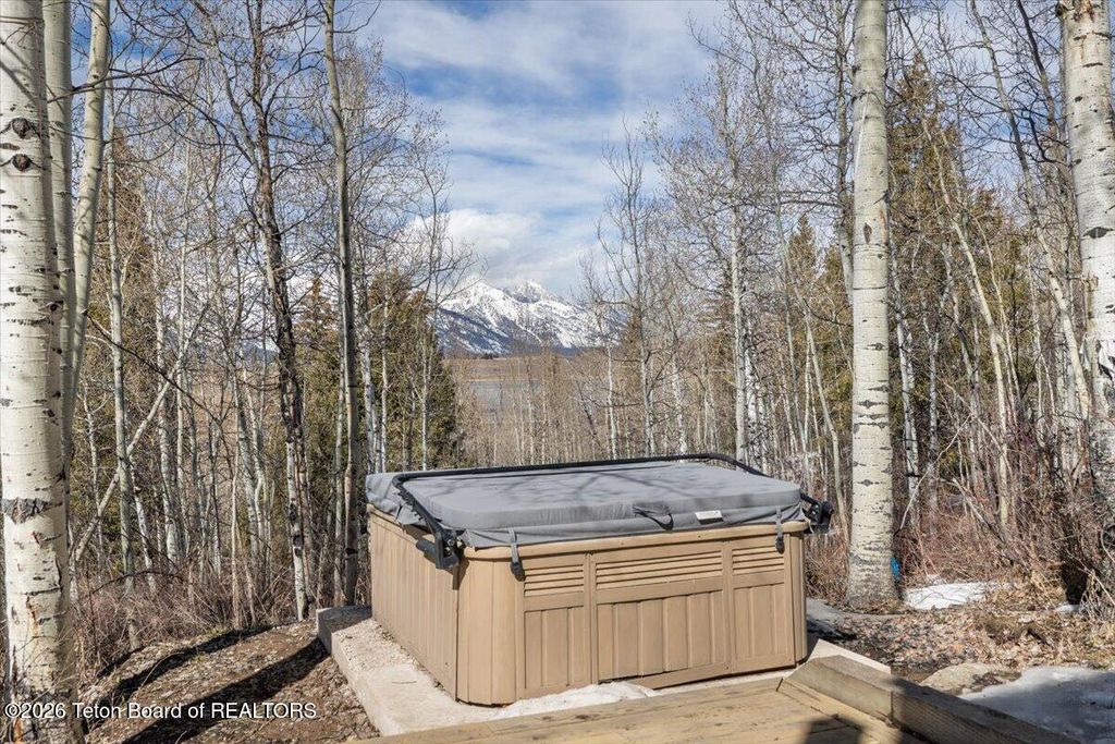 855 N BAR Y Road, Jackson, WY 83001 photo 31