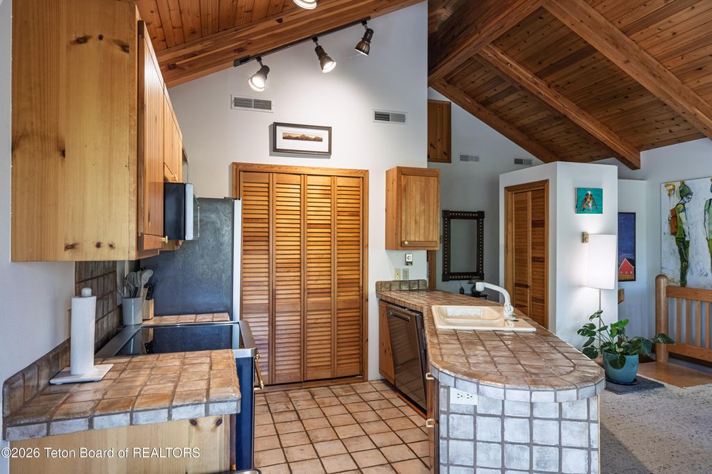 855 N BAR Y Road, Jackson, WY 83001 photo 49