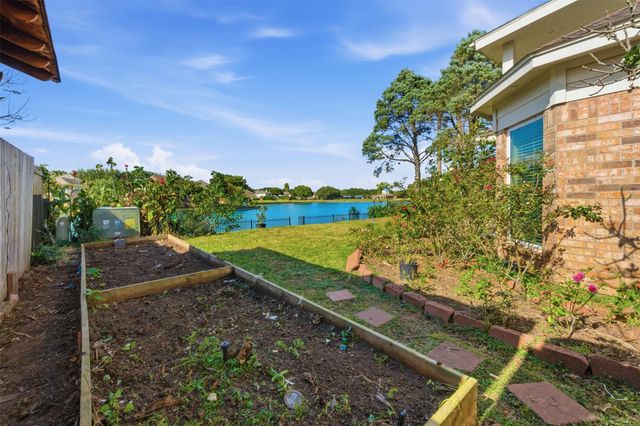 6426 Portuguese Bend Dr, Missouri City, TX 77459