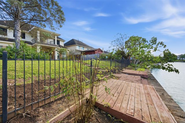 6426 Portuguese Bend Dr, Missouri City, TX 77459