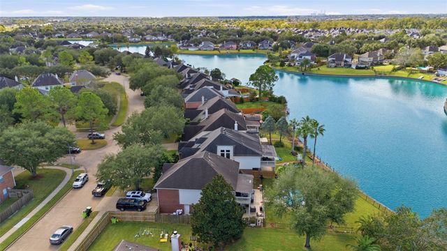 6426 Portuguese Bend Dr, Missouri City, TX 77459