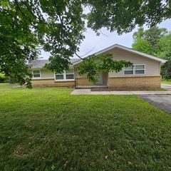 4428 Virginia Avenue, Rockford, IL 61101