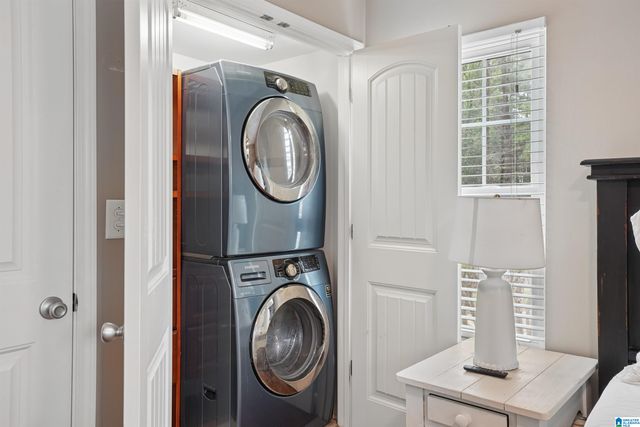 2827 Georgetown Dr Apt H, Hoover, AL 35216